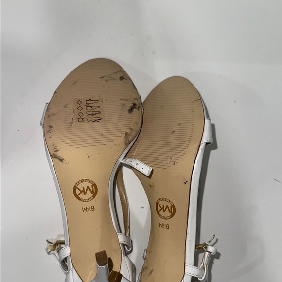 Michael Kors White Women's Sandals - Picture 6 of 9